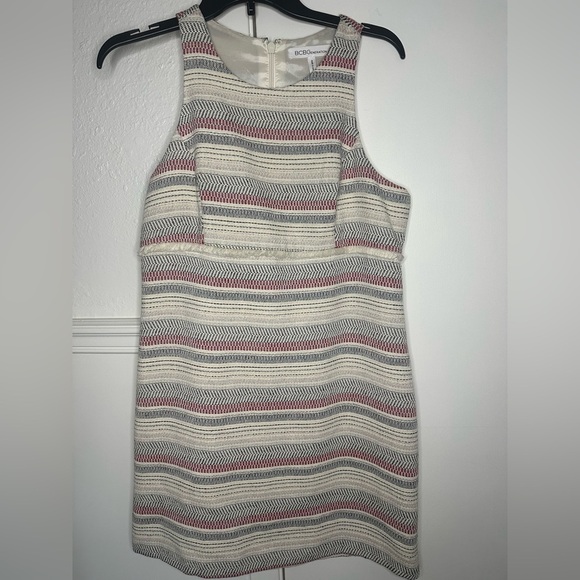 BCBGMAXAZRIA Striped Sleeveless Dress in Cream and Red girls' size 10. - Picture 3 of 8